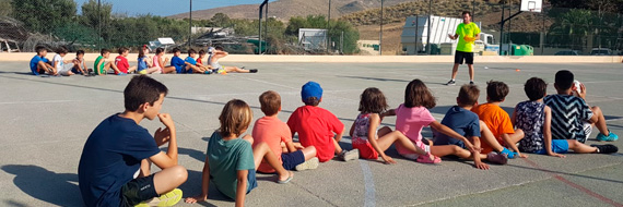 Camping Los Escullos - Grupos - Campamentos