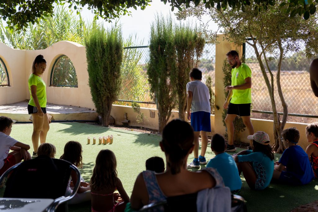 En Camping Los Escullos despedimos el verano con animación, música en directo y muchas sorpresas