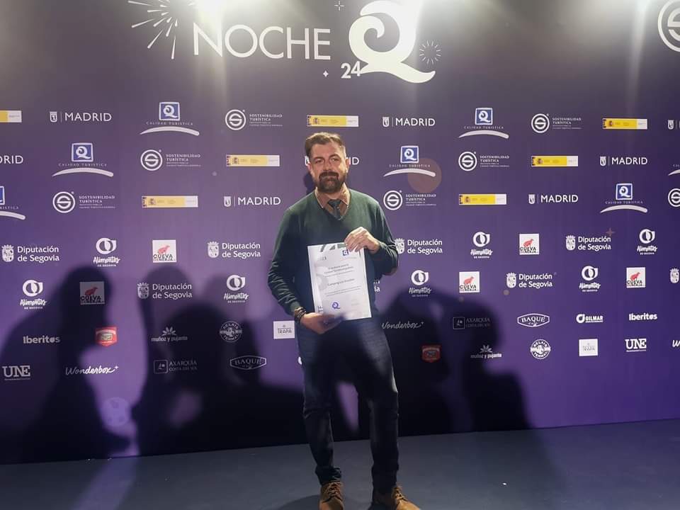 Camping Los Escullos recibe la distinción Q de Calidad en FITUR